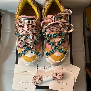 GUCCI Flashtrek Sneakers